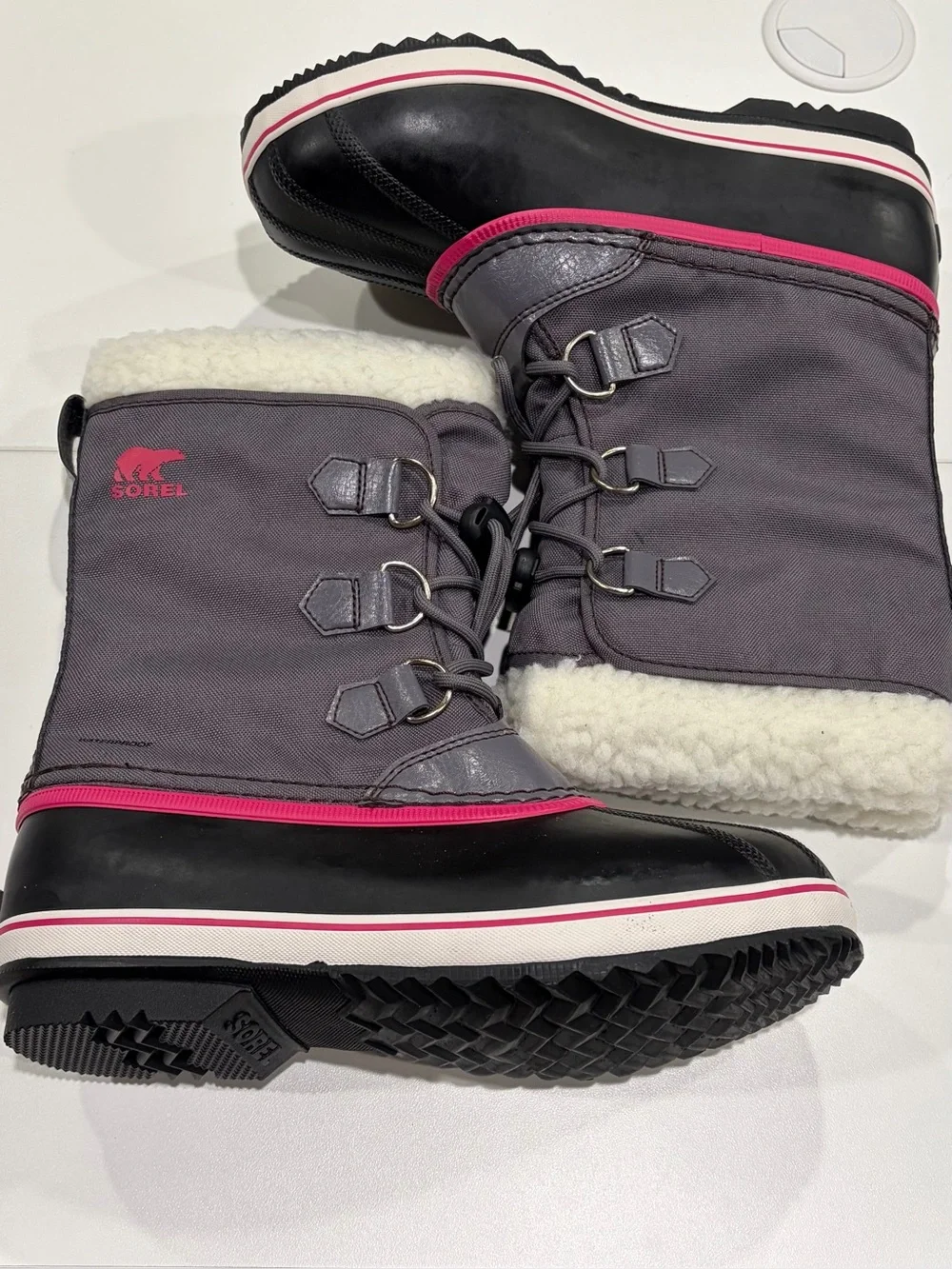 Sorel Youth 7 Years 7Y Yoot Pac Nylon Snow Boots Winter NWT Black Pink Girls